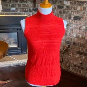 VINTAGE zipper mock neck sleeveless top. 1960’s. Made in Hong Kong. Size small.